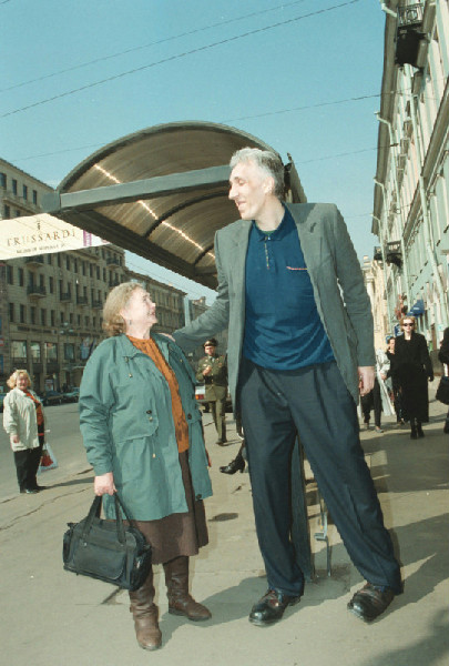 Александр Сизоенко. Скончался самый высокий человек России 